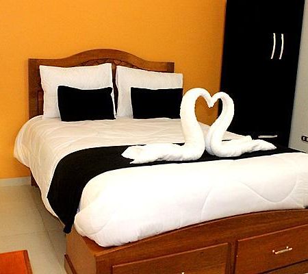 Hostal Universal Huaraz Esterno foto
