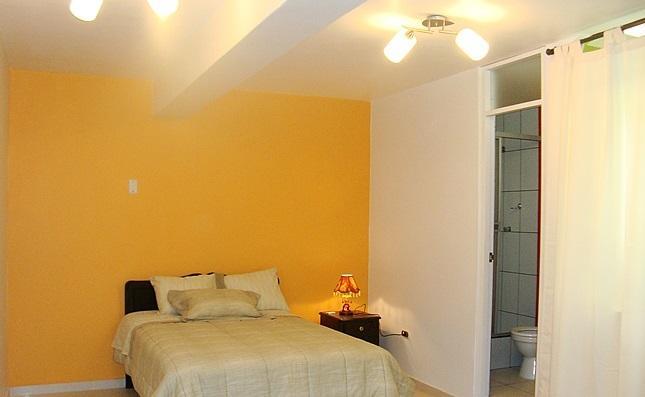 Hostal Universal Huaraz Esterno foto